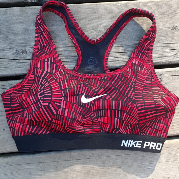 Nike Other - Nike bra red and black sz S padded